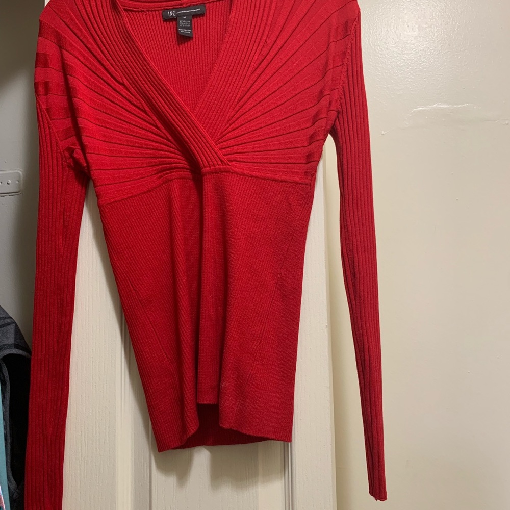 Women’s long sleeve sweater